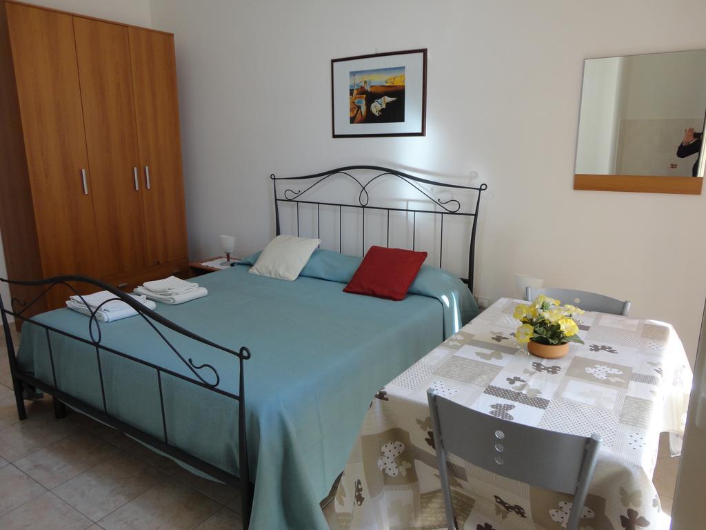 B&B Villa Teresa เลชเช ภายนอก รูปภาพ