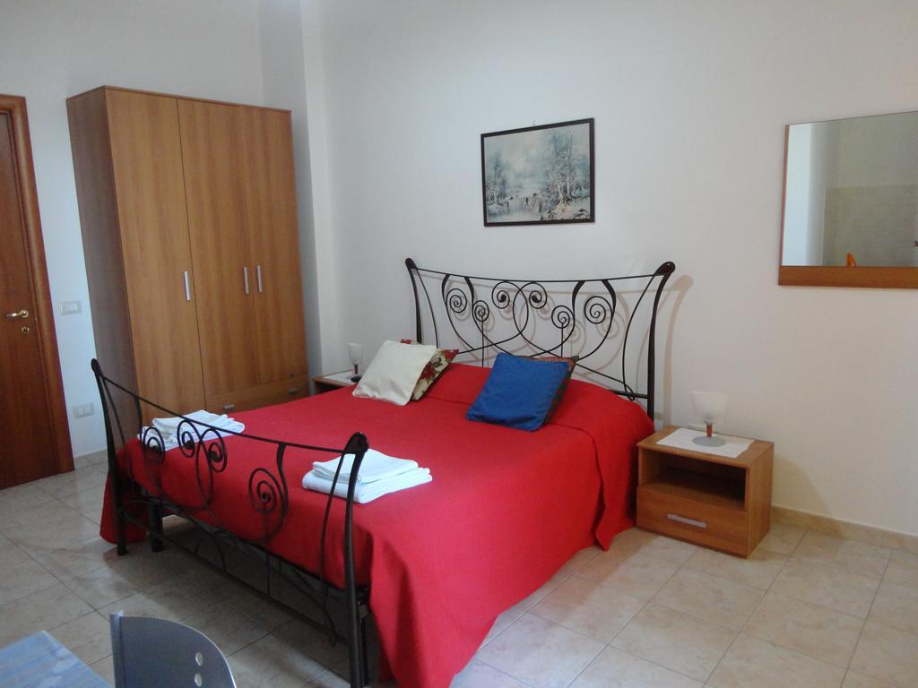B&B Villa Teresa เลชเช ภายนอก รูปภาพ