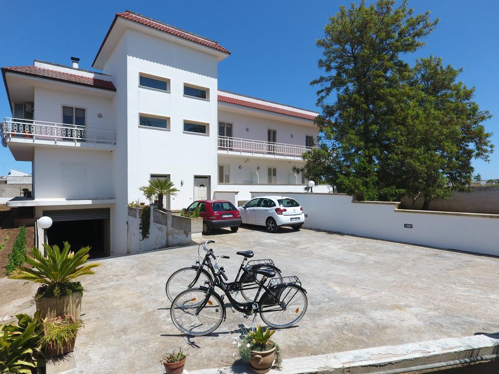 B&B Villa Teresa เลชเช ภายนอก รูปภาพ